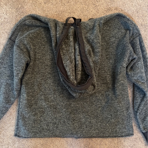 Abercrombie and Fitch Matching Set - Picture 3 of 6